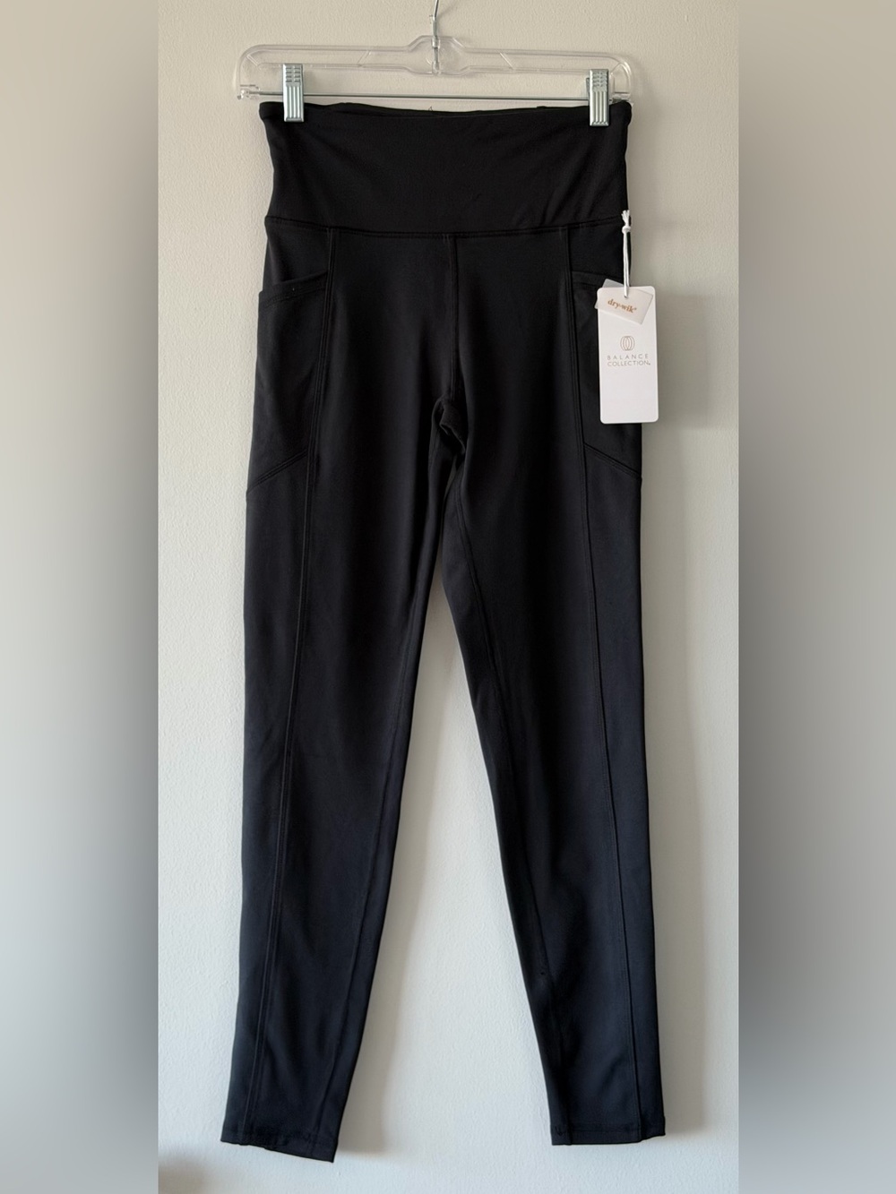NWT Balance Collection Lisa Eclipse High Rise Pocket Leggings Black Size M